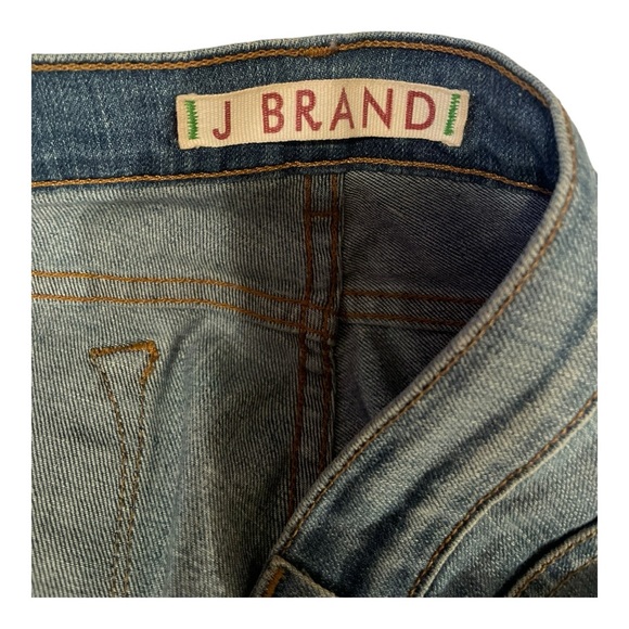 J Brand Jean - Picture 10 of 11